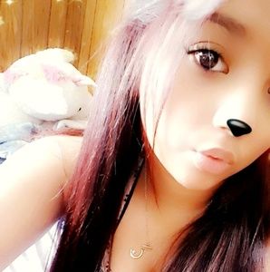 Meet your Posher, Adriana